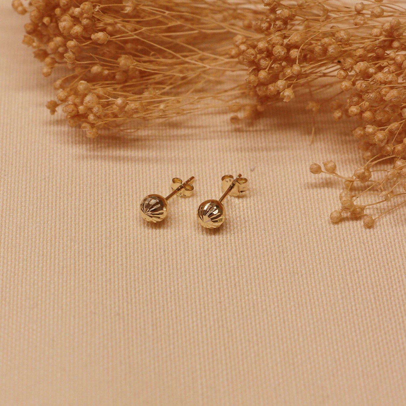 6 Mm Desenli Top Vidalı Küpe