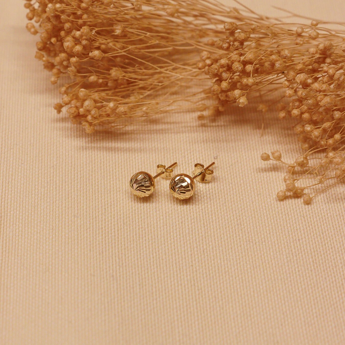 7 Mm Desenli Top Vidalı Küpe