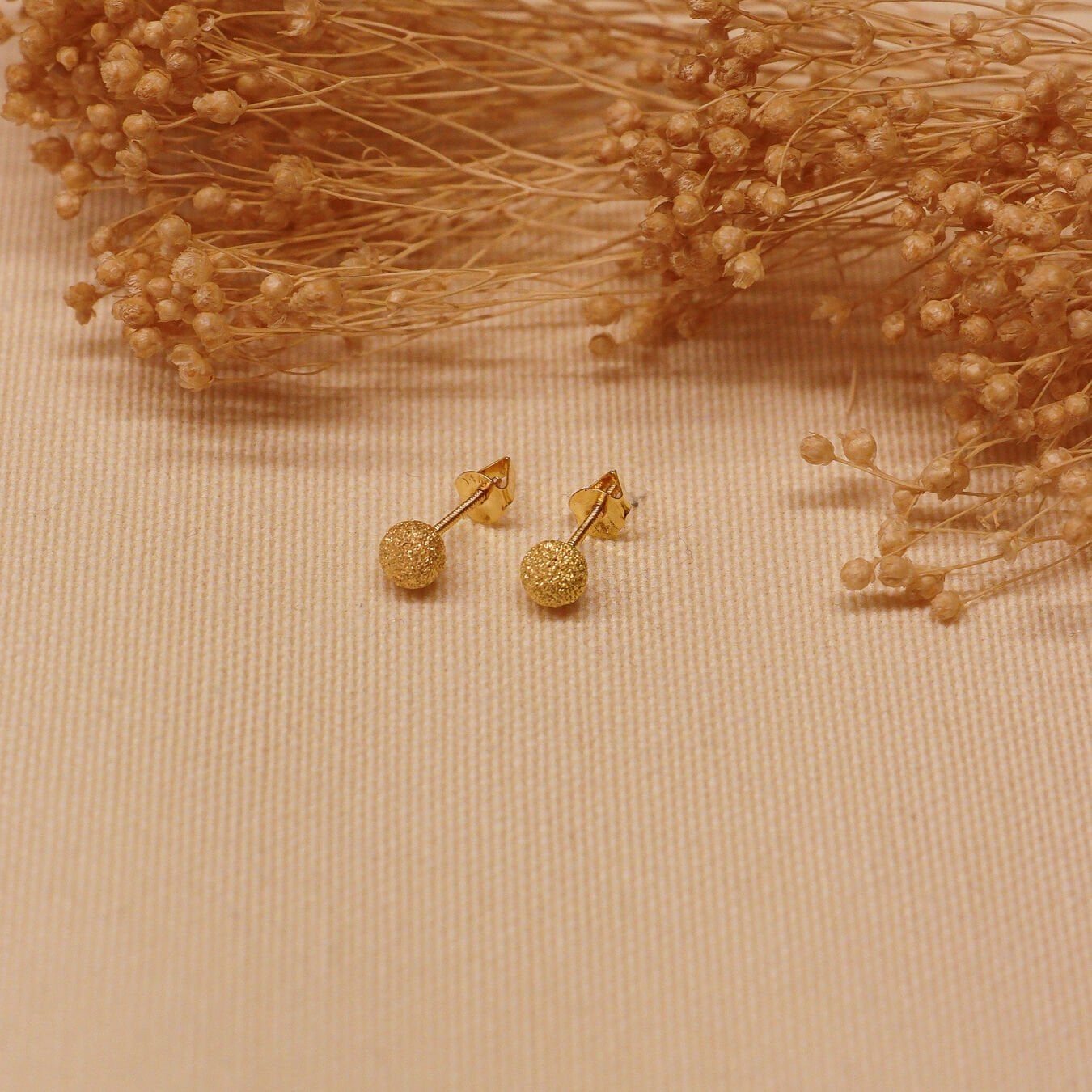 5 Mm Simli Top Vidalı Küpe