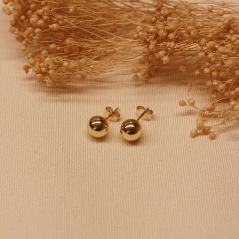 8 Mm Parlak Top Vidalı Küpe