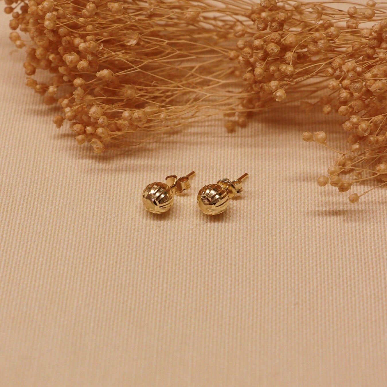 7 Mm Desenli Top Vidalı Küpe