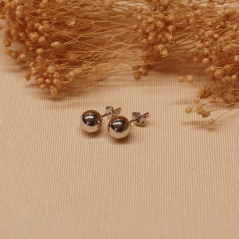 8 Mm Beyaz Altın Parlak Top Vidalı Küpe