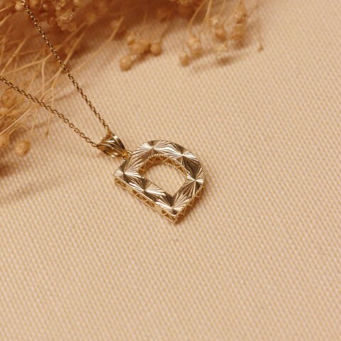 Type 4 Harf Minimal Kolye