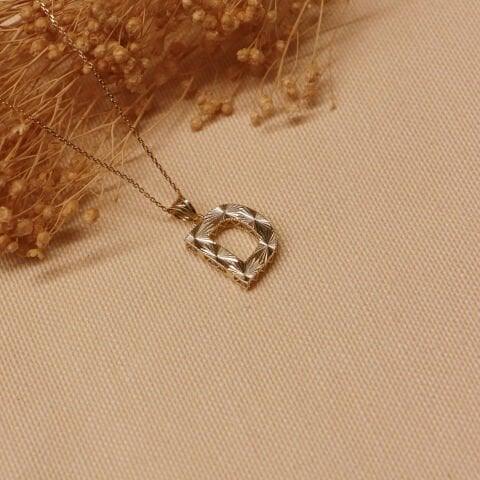 Type 4 Harf Minimal Kolye