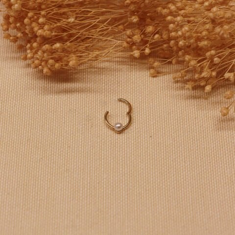 İnci Helix Piercing