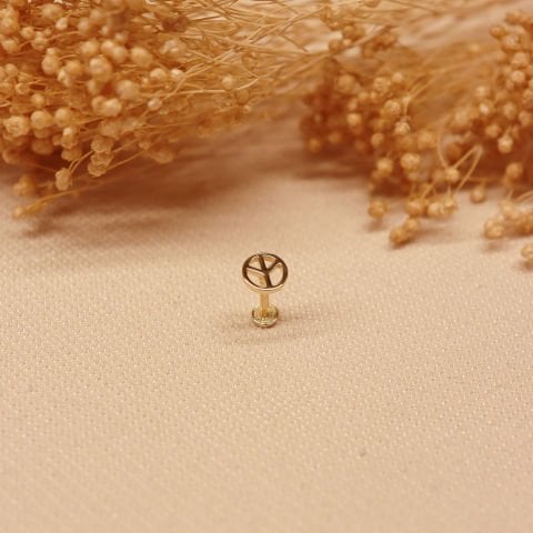 Barış İşareti Tragus Piercing