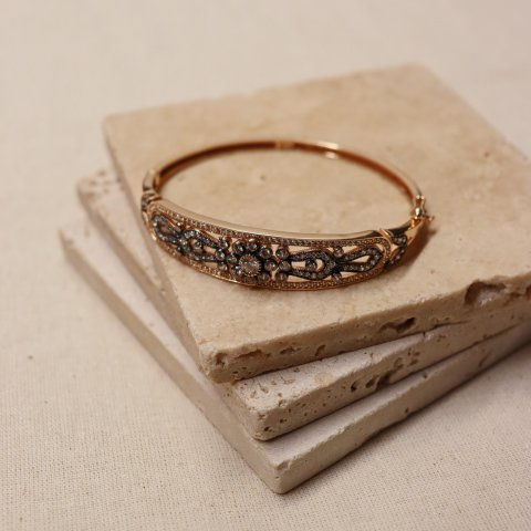 Vintage Modern Kelepçe