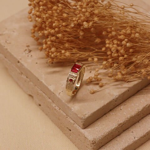 Assos Red Modern Yüzük