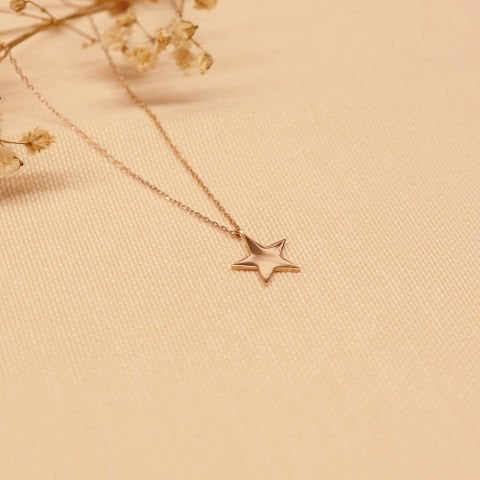 Rose Altın Yıldız Minimal Kolye