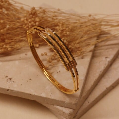 Üç Sıra Ajda Modern Kelepçe