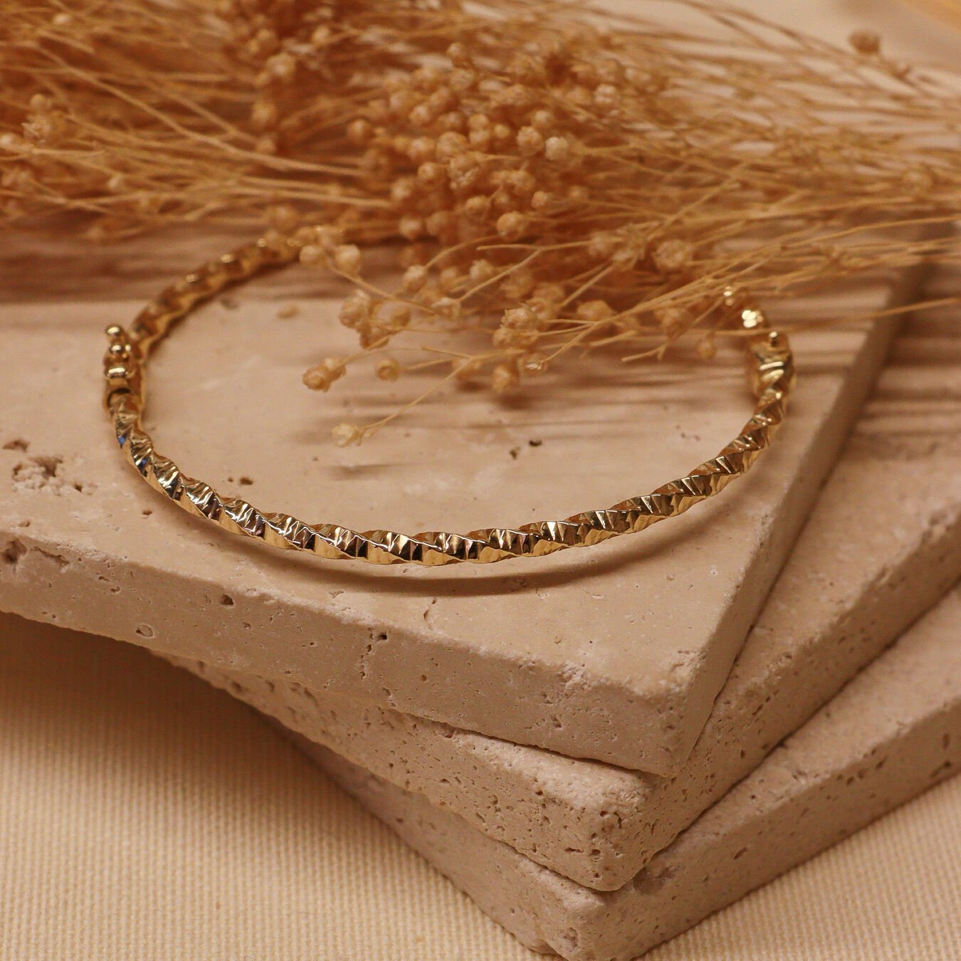 İnce Makaron Modern Kelepçe