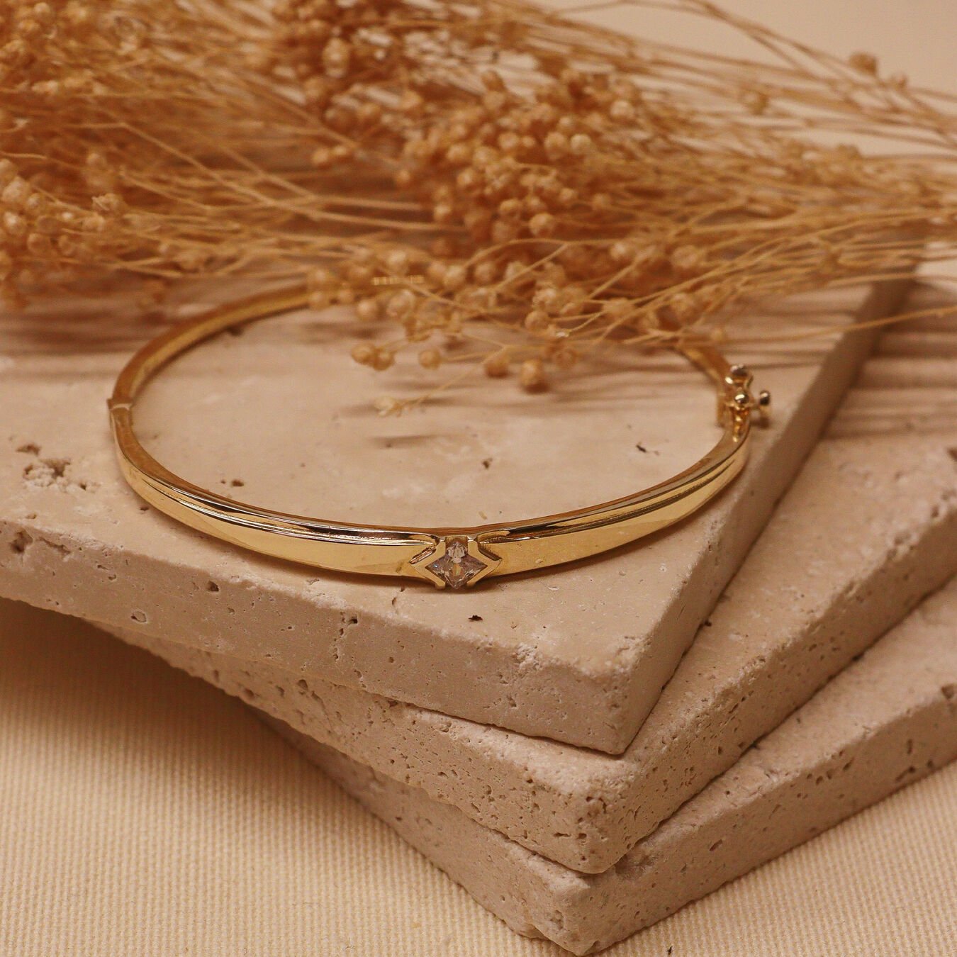 Seyra Taşlı Modern Kelepçe