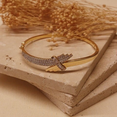 Flow Stone Modern Kelepçe