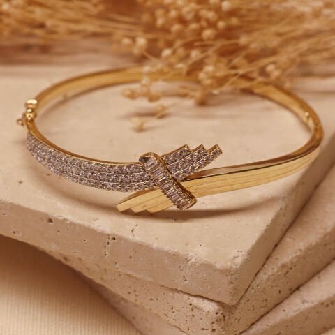 Flow Stone Modern Kelepçe