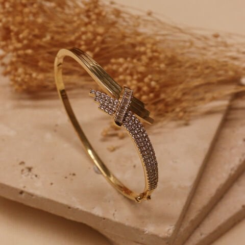 Flow Stone Modern Kelepçe