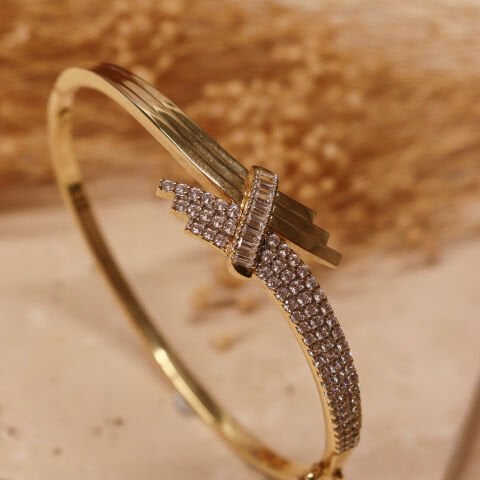 Flow Stone Modern Kelepçe