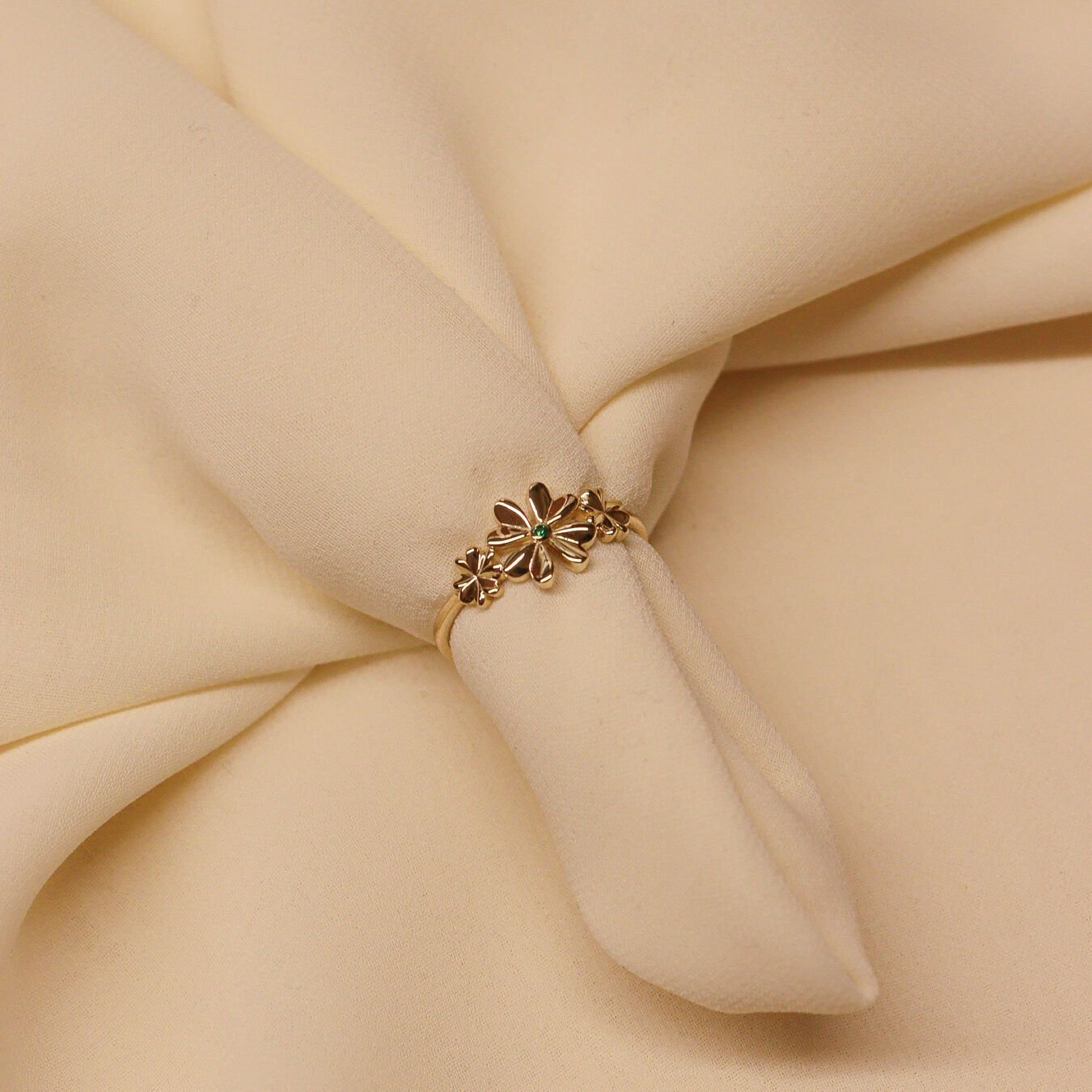 Çiçek Minimal Yüzük