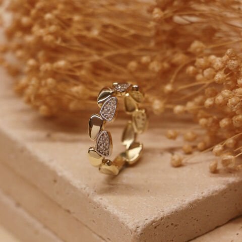 Üçgen Tasarım Modern Yüzük