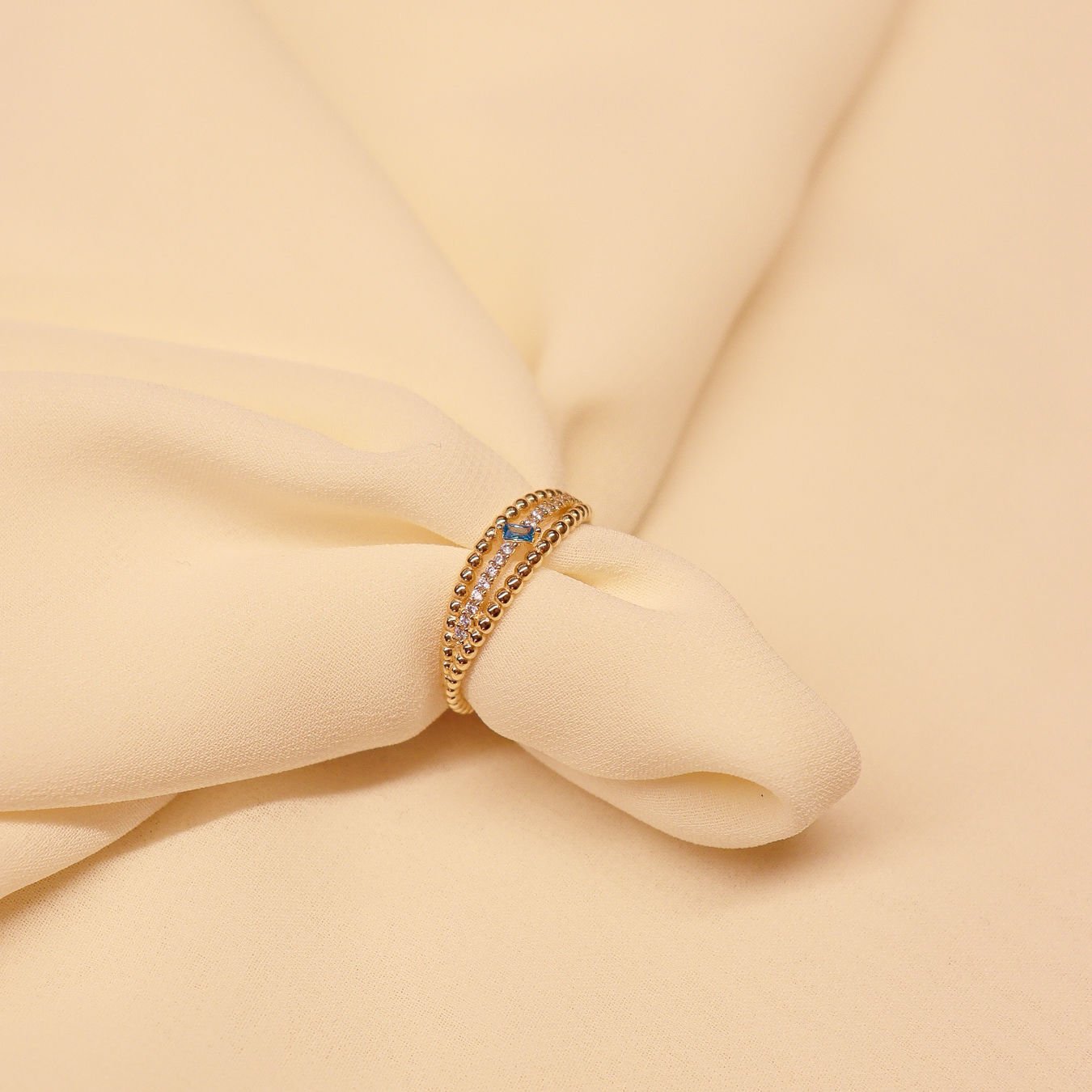 Aquamarine Taşlı Top Minimal Yüzük